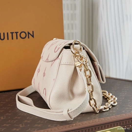 WIS LOUIS VUITTON FAVORITE 1201